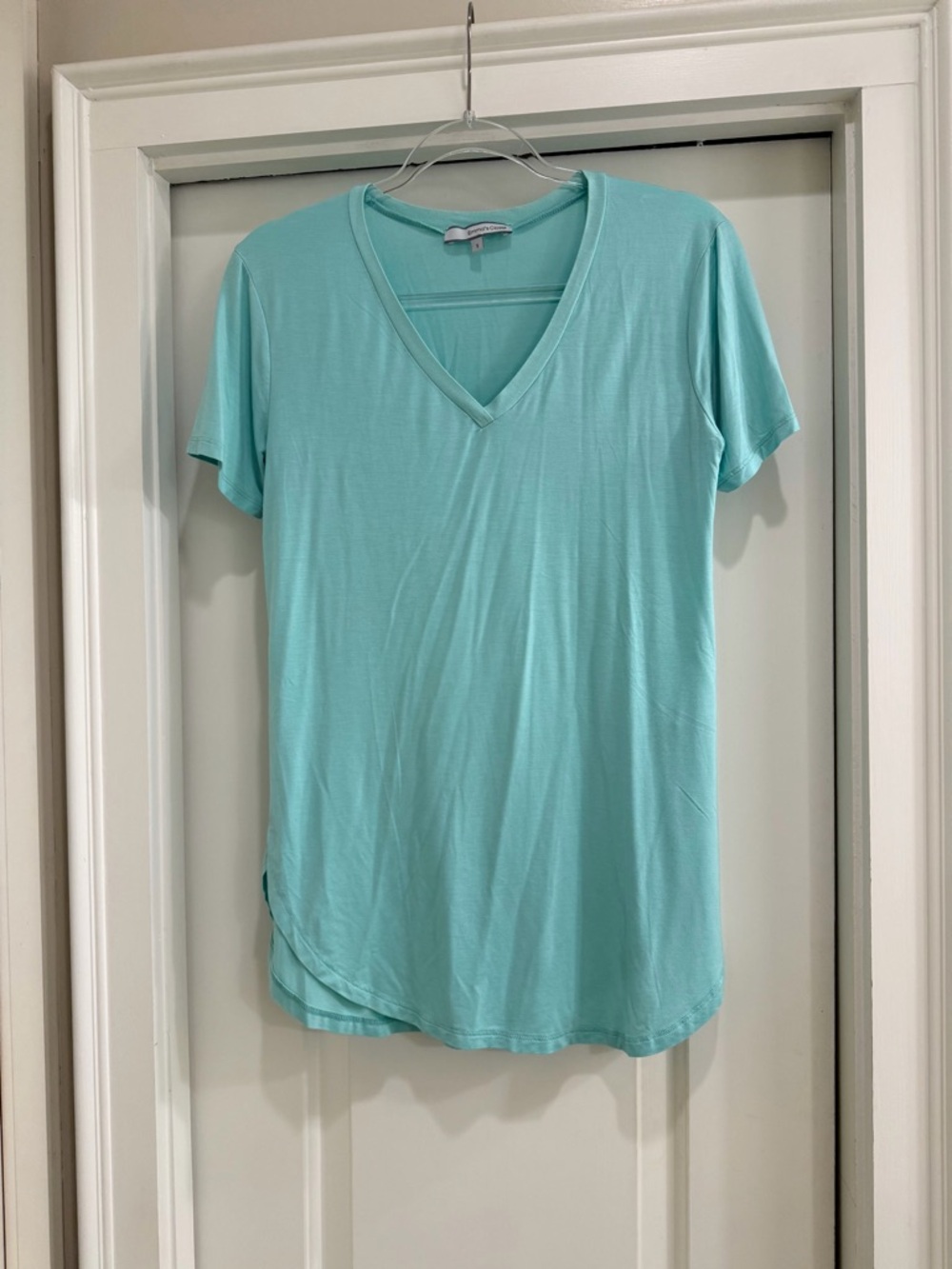 Emma’s Closet V-Neck Tunic Shirt Bundle - Picture 7 of 11
